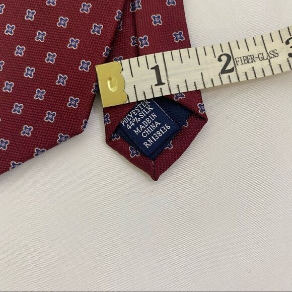 Club Room Men’s Tie Red with Flowers - Picture 3 of 4